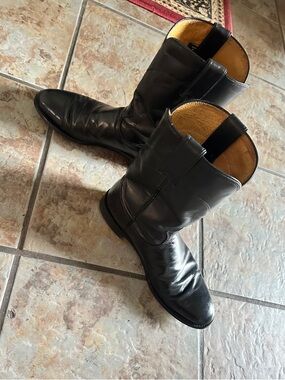 Justin's Mens Black Boits Size 9.5D